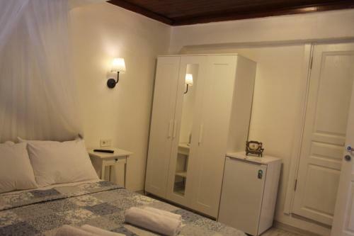 Hostal Imerek Tas Ev Hotel