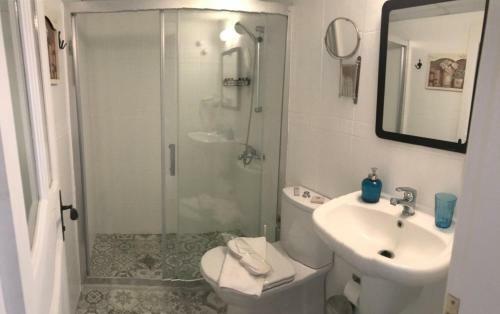 Hostal Imerek Tas Ev Hotel