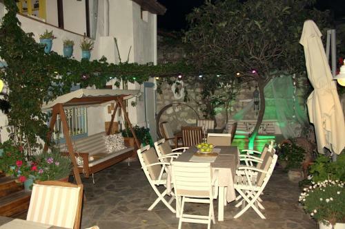 Hostal Imerek Tas Ev Hotel