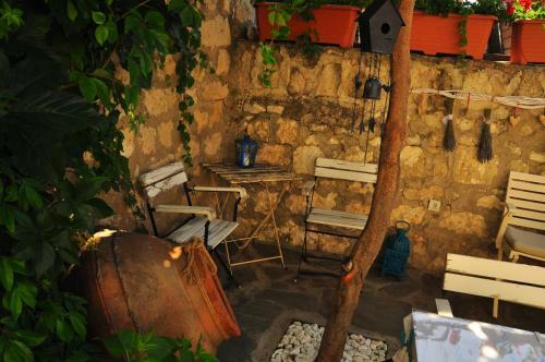 Hostal Imerek Tas Ev Hotel