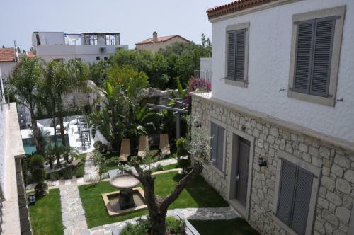 Ala Hotel