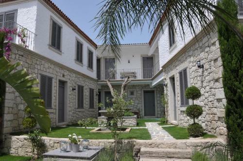 Ala Hotel