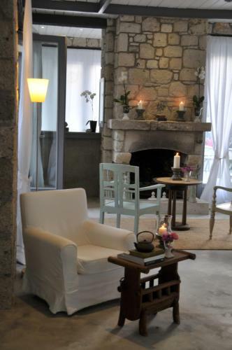 Ala Hotel