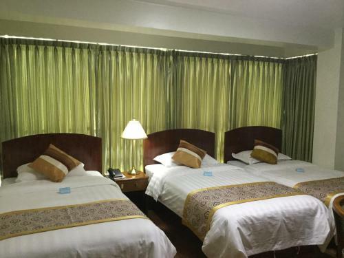 Crystal Palace Hotel