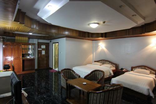 Royal White Elephant Hotel