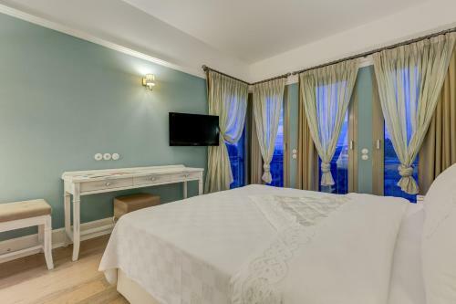 Antmare Hotel