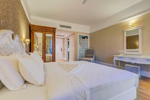 Antmare Hotel