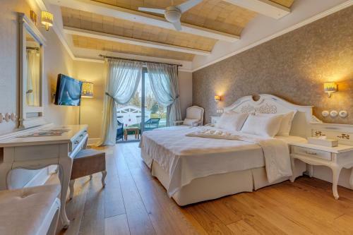Antmare Hotel