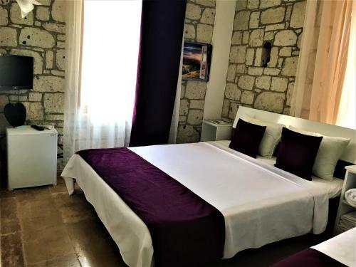 Hotel Adres Ala�at?