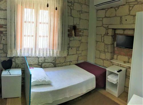 Hotel Adres Ala�at?