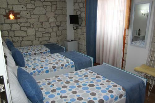 Hotel Adres Ala�at?