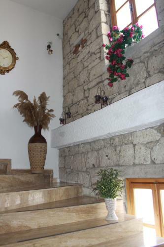Hotel Adres Ala�at?