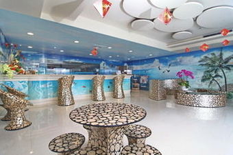 Hotel Clownfish Resort