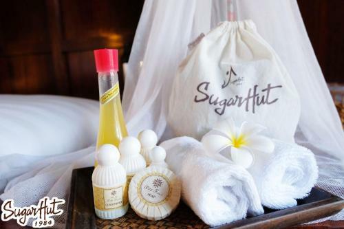 Hotel Sugar Hut Resort & Restaurant