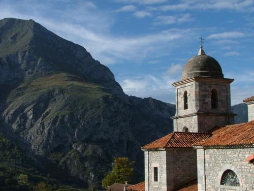 Hostal La Cuna Del Sella
