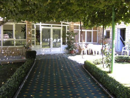 Hostal Pansion Pero Elez