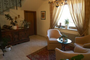Hostal Fr�hst�ckspension Christina