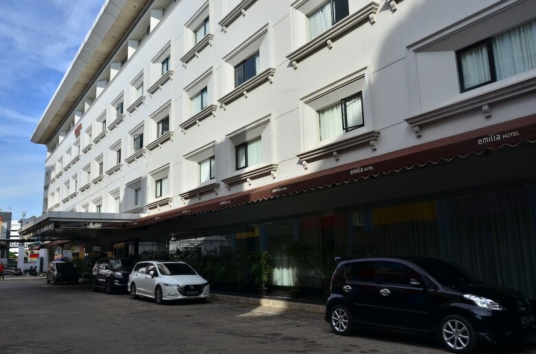 Emilia Hotel By Amazing