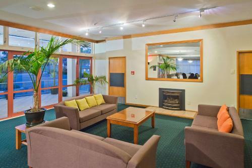 Flames International Hotel
