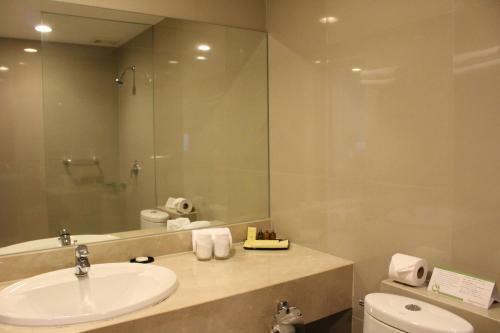 Hotel Summit Parkview Yangon