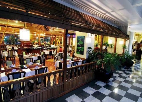 Hotel Summit Parkview Yangon