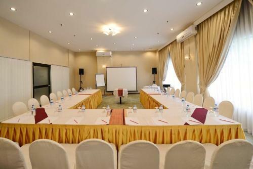 Hotel Summit Parkview Yangon