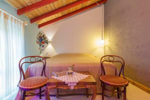 Hostal Sakin Ev Hotel