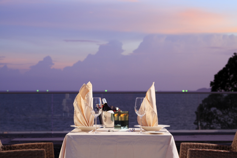 Hotel Centara Grand Phratamnak Pattaya