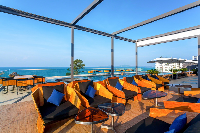 Hotel Centara Grand Phratamnak Pattaya