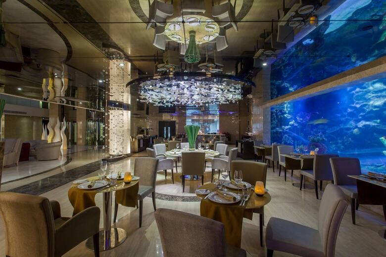 Hotel Centara Grand Phratamnak Pattaya
