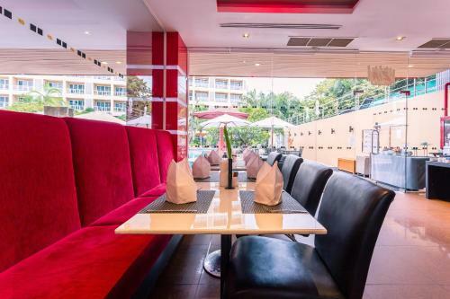 Nova Platinum Hotel