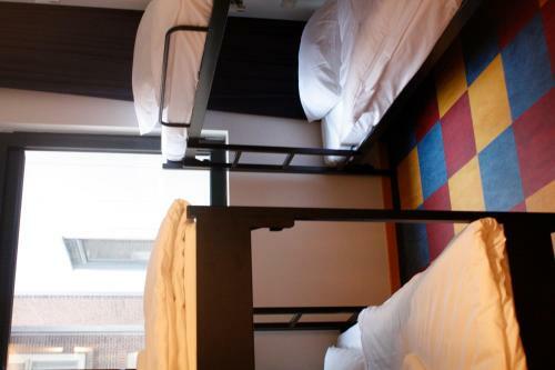 Bud Gett Hostels