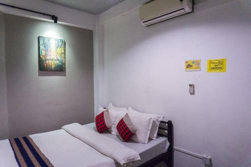 Bed & Breakfast Sleep In Hostel
