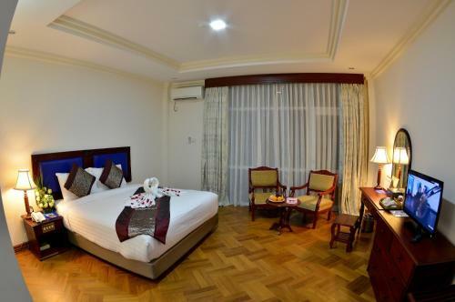 Golden Butterfly Hotel