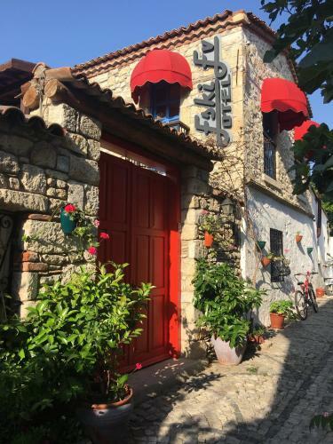Hostal Alacati Eski Ev Hotel