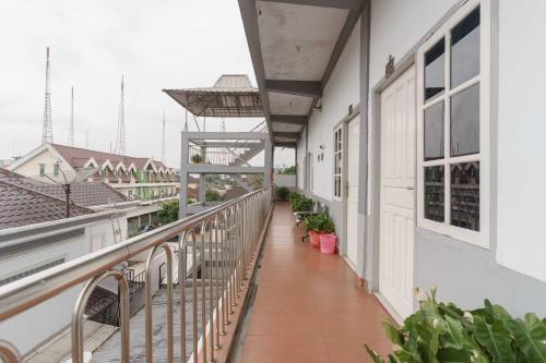 Hostal Koolkost Near Palembang Icon Mall 4