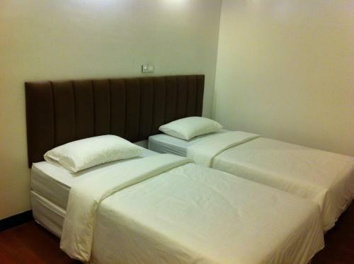 High Five Hotel