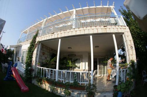 Bed & Breakfast Degirmenli Konak Hotel