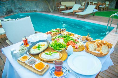 Hostal Kordelya Hotel