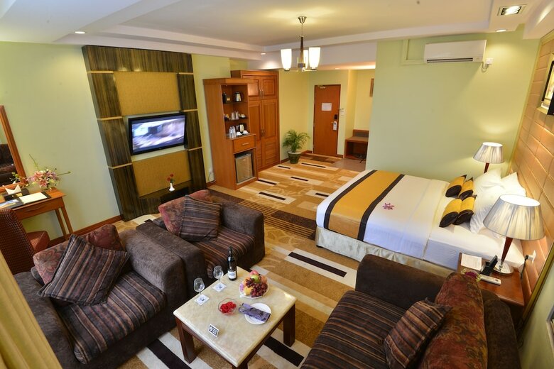 Best Western Green Hill Hotel