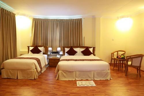 Kh Hotel , Kokkine