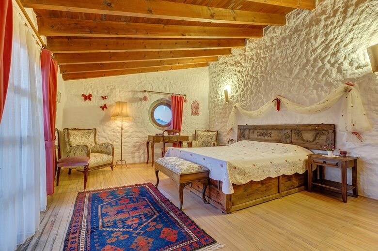 Lale Lodge Hotel
