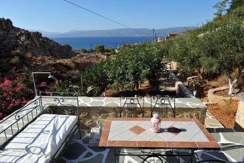 Villa Hydra Erato