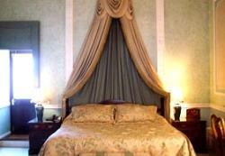 London Elizabeth Hotel