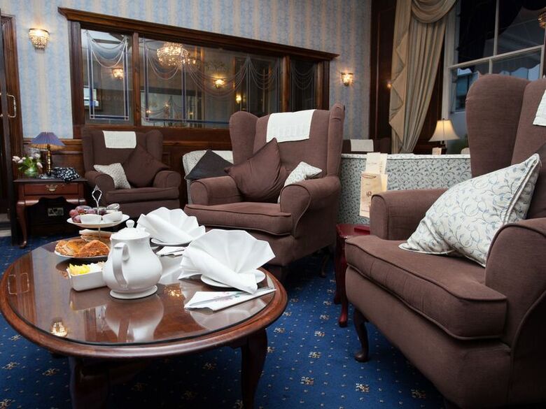 London Elizabeth Hotel