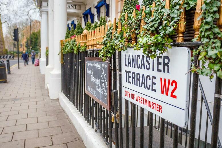 London Elizabeth Hotel