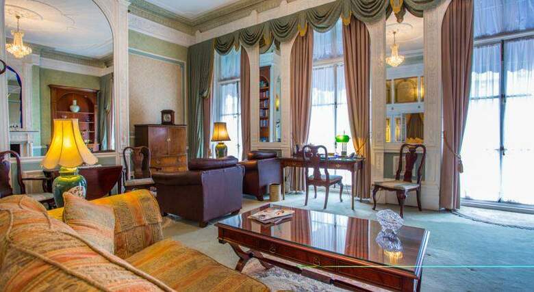 London Elizabeth Hotel