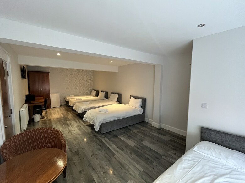Park View House Hotel - Guest House