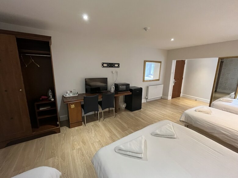 Park View House Hotel - Guest House