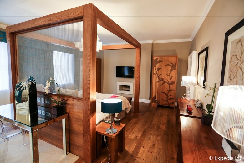 Hotel Tigerlily
